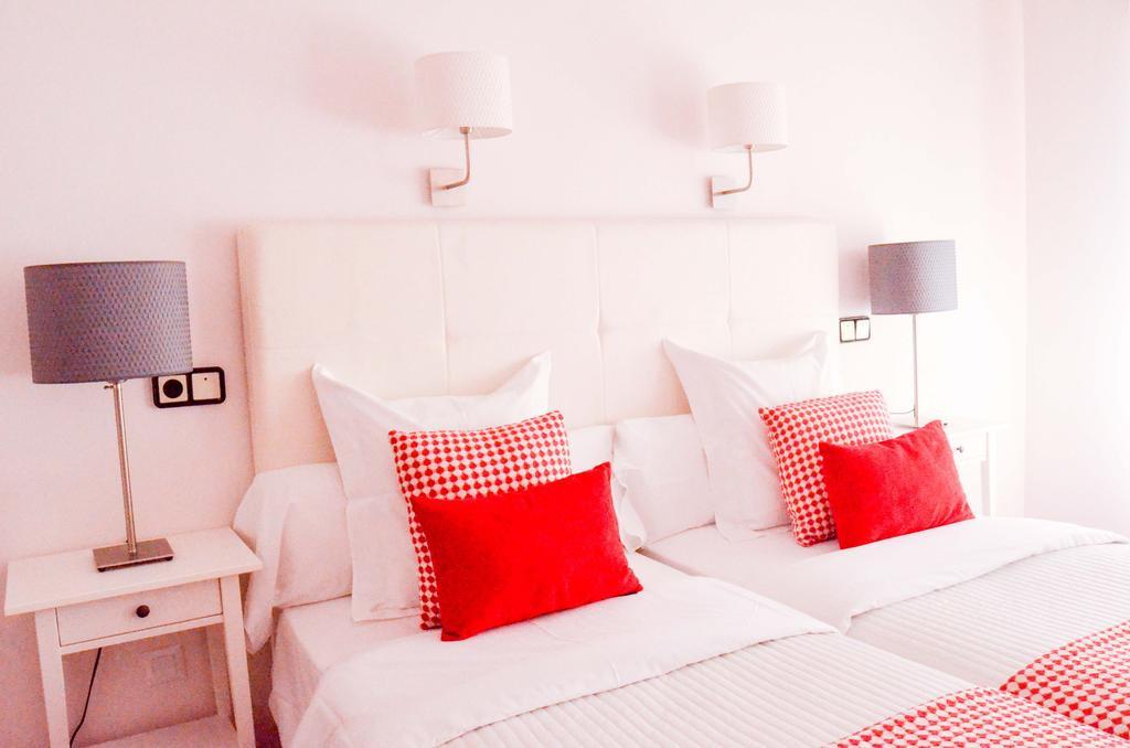 Hostal Carlos V Puebla de Sanabria Szoba fotó